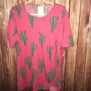 Cactus tee with front knot